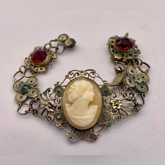 Antique Early 1900s Carved Shell Cameo Filigree Necklace & Bracelet Set - Picture 13 of 16